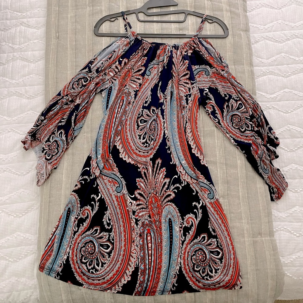 Veronica M- Off the shoulder dress